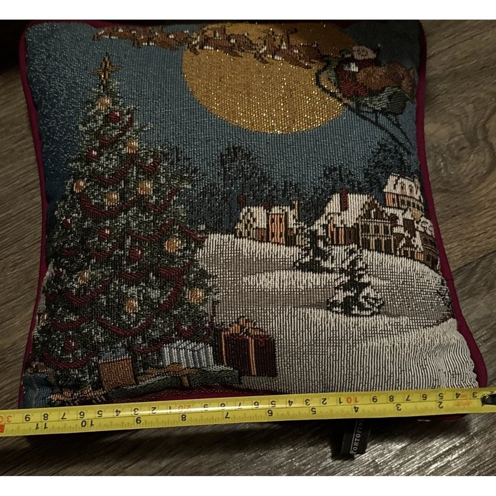 Portofino Tapestry Christmas Throw Pillow Santa Reindeer Gold Thread 12